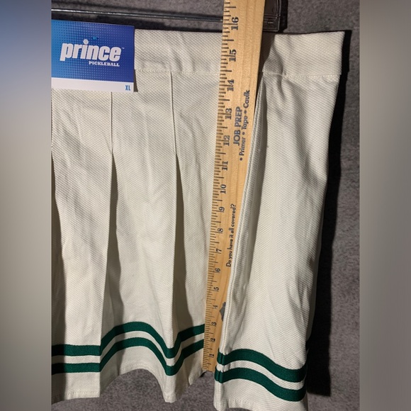 Prince Pickleball Women’s Mid-Rise Striped Pleated Mini Skirt - Cream - Picture 4 of 8